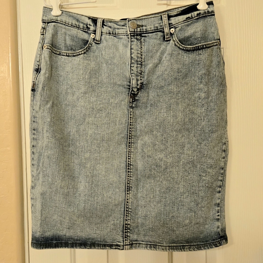 Banana Republic Acid Wash Denim Blue Jean Skirt Cotton Knee Length Y2K NWOT - Picture 10 of 13